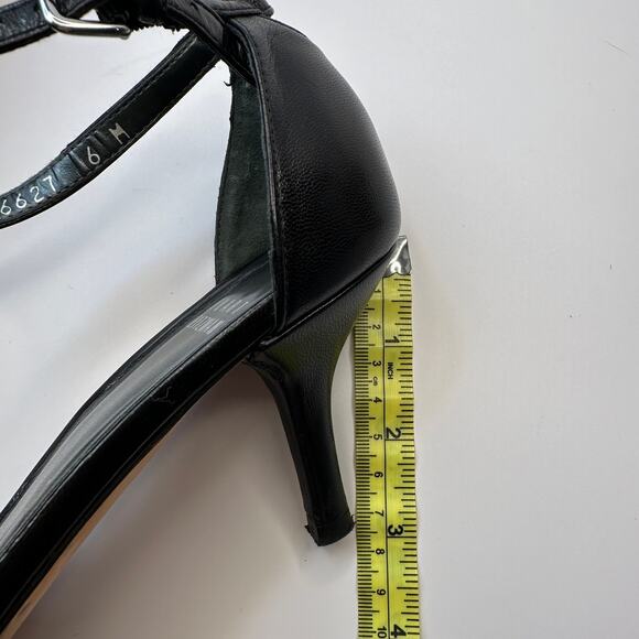 Stuart Weitzman $475 Nunaked Curve 75mm Sandal Heel Black Leather Size 6 M - Picture 15 of 16